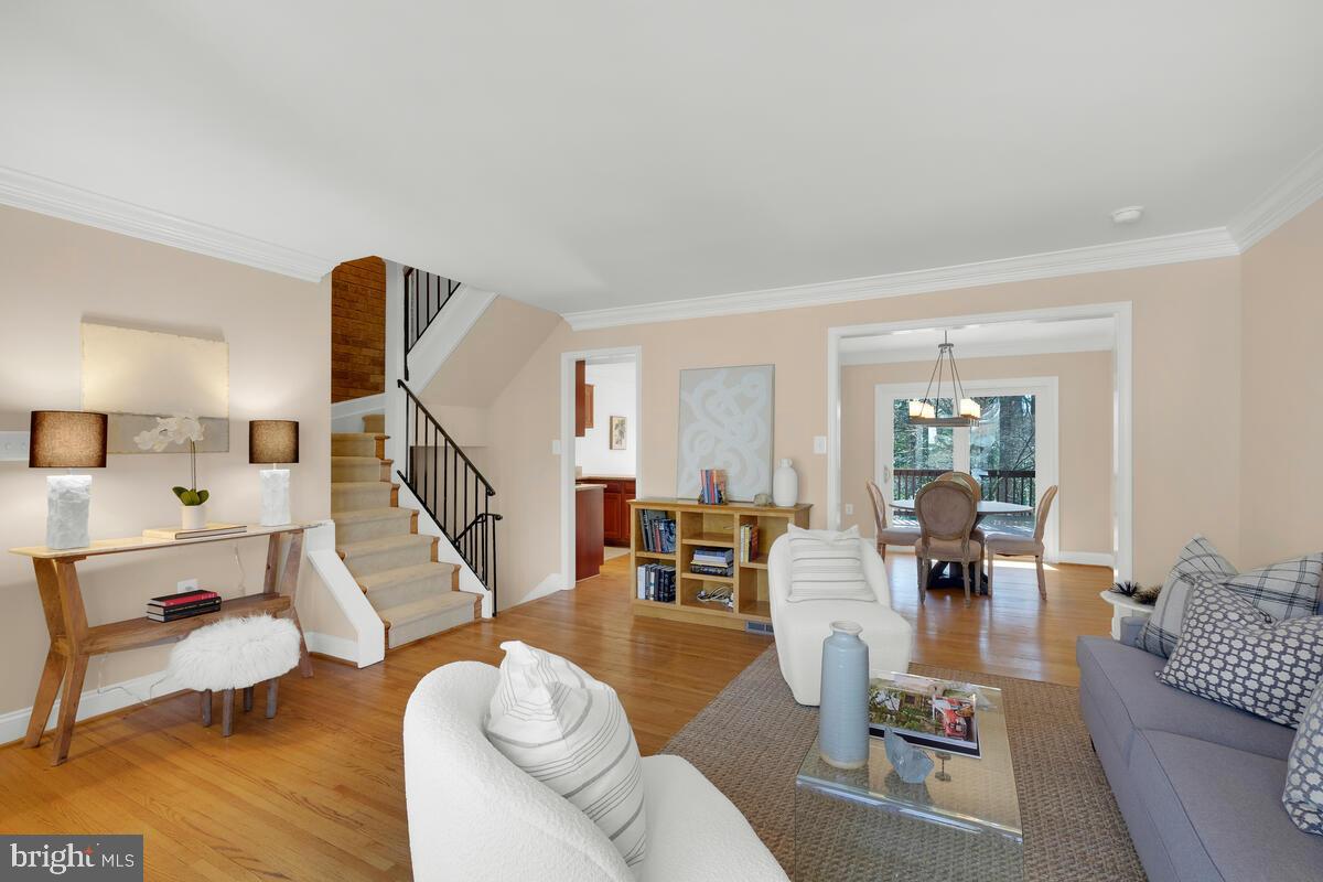 INVERNESS FOREST - Residential