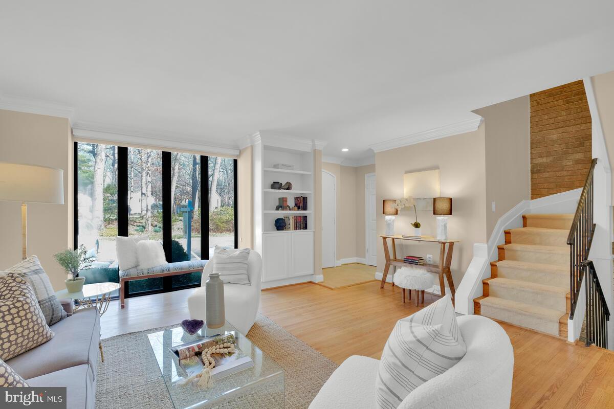 INVERNESS FOREST - Residential