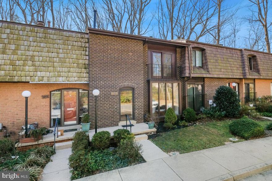 Stunning townhouse in Potomac's sought-after Inverness Forest community. Outstanding location - near a lovely green space - and steps to the local swim and tennis club. Three fully finished levels offer plenty of space. Main level offers a spacious Living Room with floor to ceiling windows and parkland views; separate Dining Room, eat-in Kitchen, balcony and Half Bath. The upper level offers 3 spacious Bedrooms and 2 fully Renovated Bathrooms. The Primary Bedroom enjoys large windows with parkland views and an ensuite Renovated Primary Bath. The Lower level is a large, full-daylight walkout space, fully finished, offering a generous Family Room with access to the back yard, storage space, an oversized Half Bath and separate Laundry Room. Enjoy the cozy fireplace and custom built in's.  The lovely wooded views and privacy at the rear of the house, fenced rear yard and views of trees and park at the front - are rare in this acclaimed community. Replacement roof & windows. One assigned parking space in front of the house conveys. Hurry this wont last......