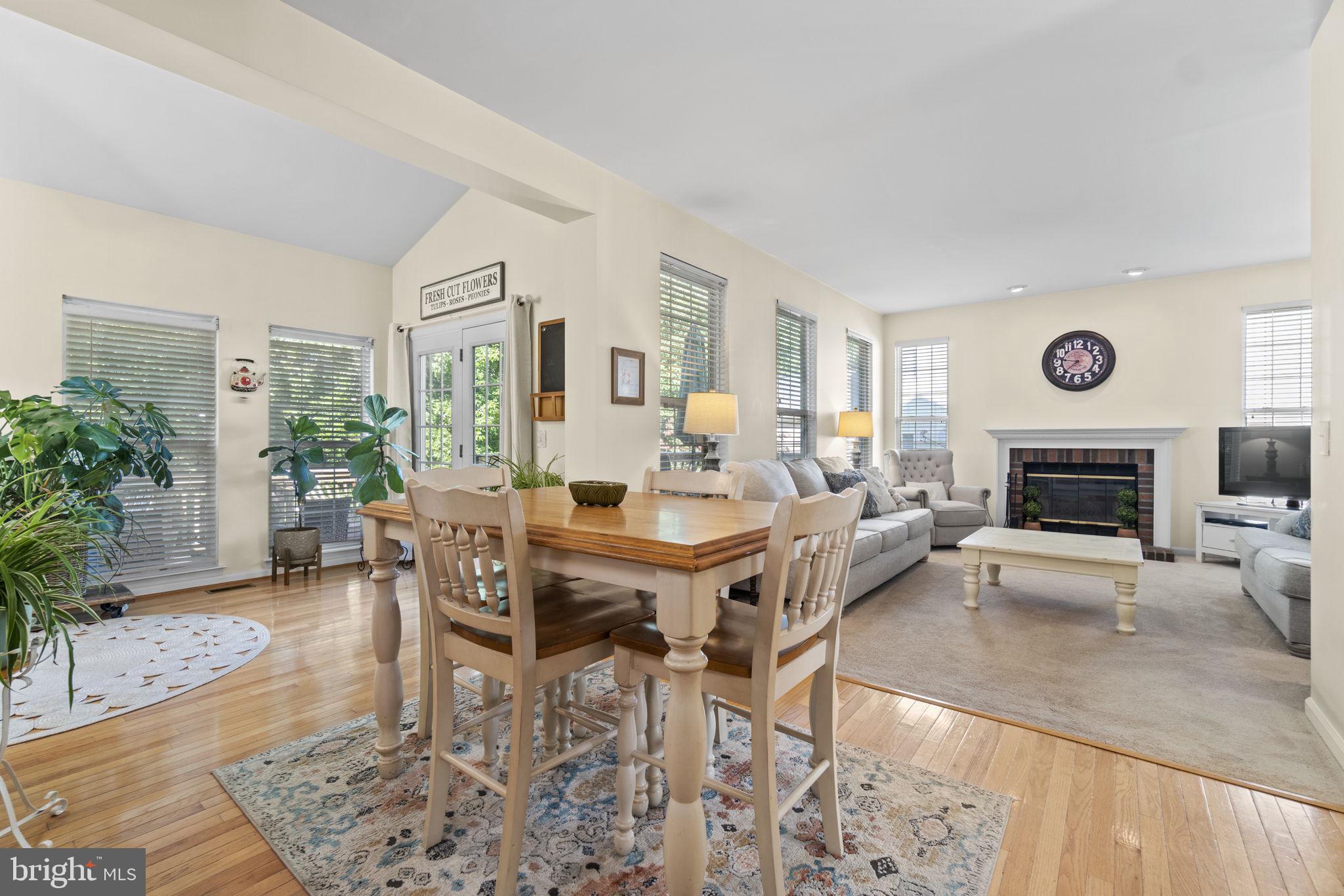 AUTUMN RIDGE - Residential