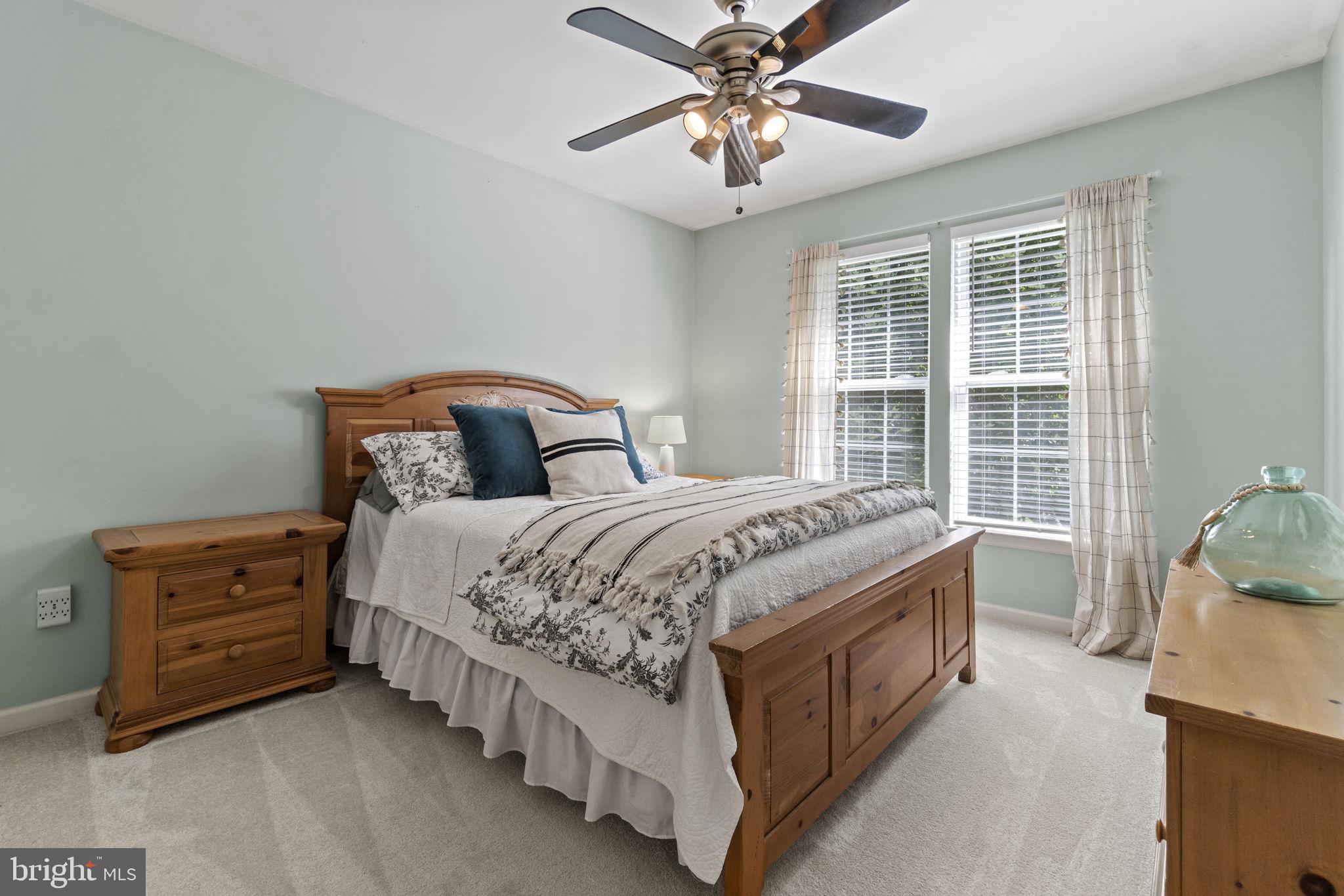 AUTUMN RIDGE - Residential