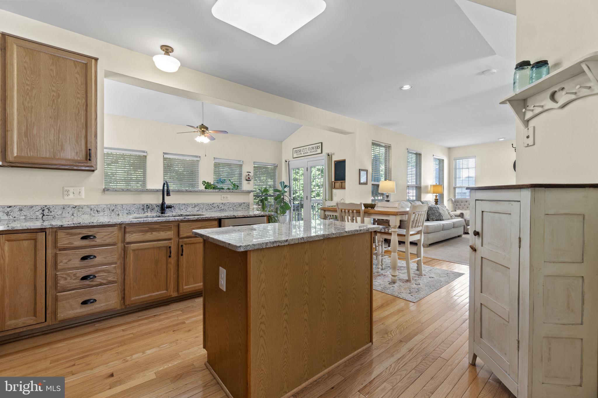 AUTUMN RIDGE - Residential