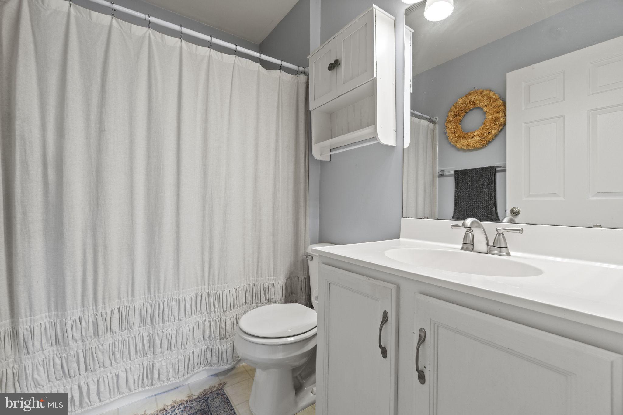 AUTUMN RIDGE - Residential