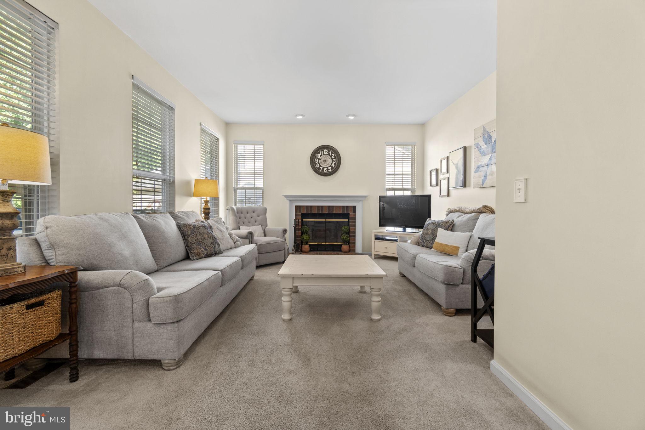 AUTUMN RIDGE - Residential