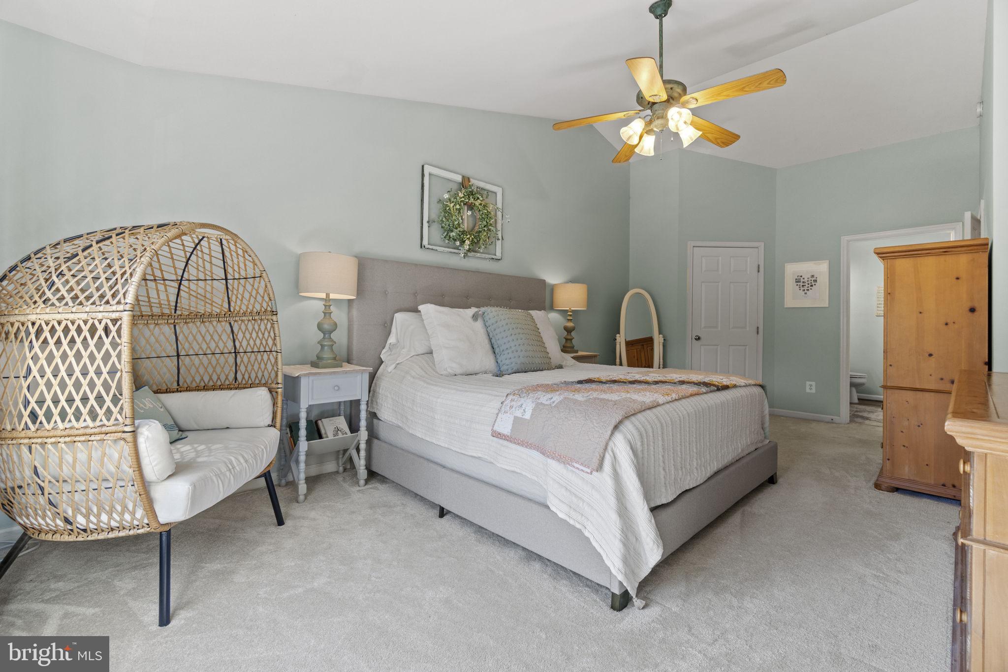 AUTUMN RIDGE - Residential