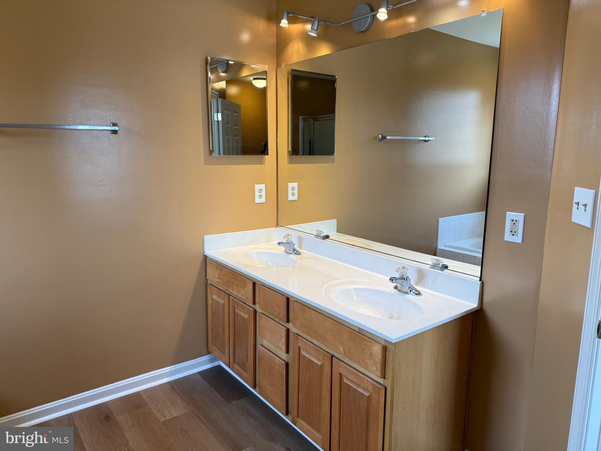 SALEM FIELDS - Residential Lease