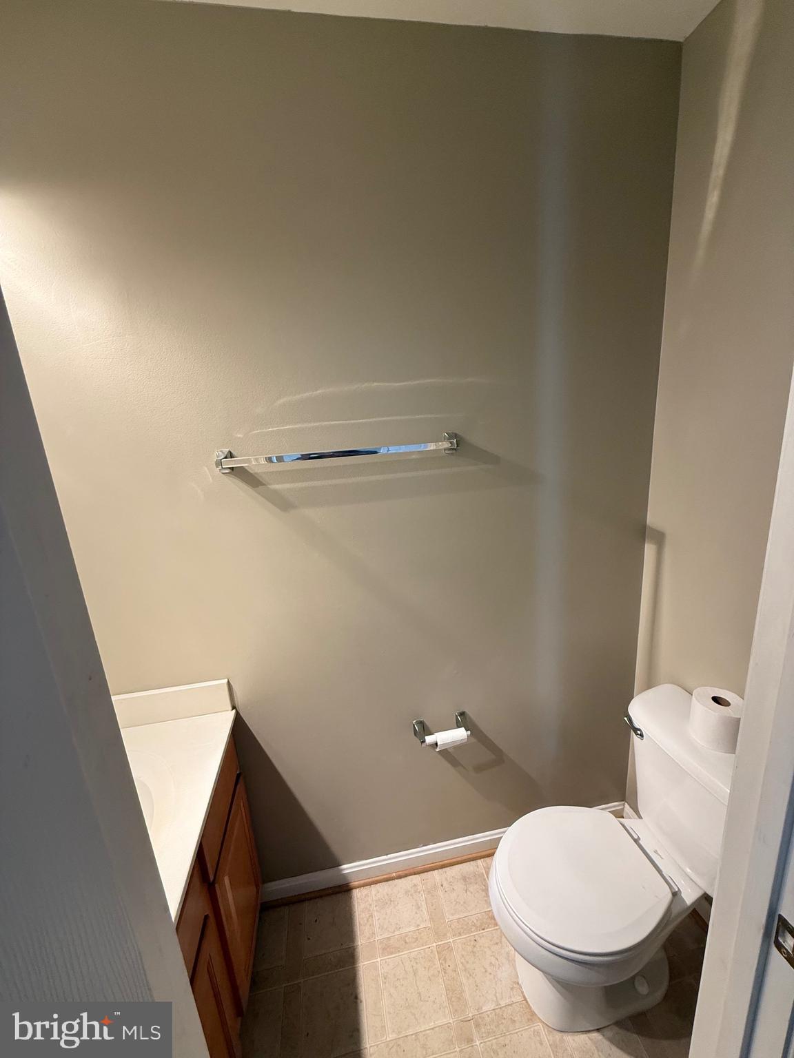 SALEM FIELDS - Residential Lease