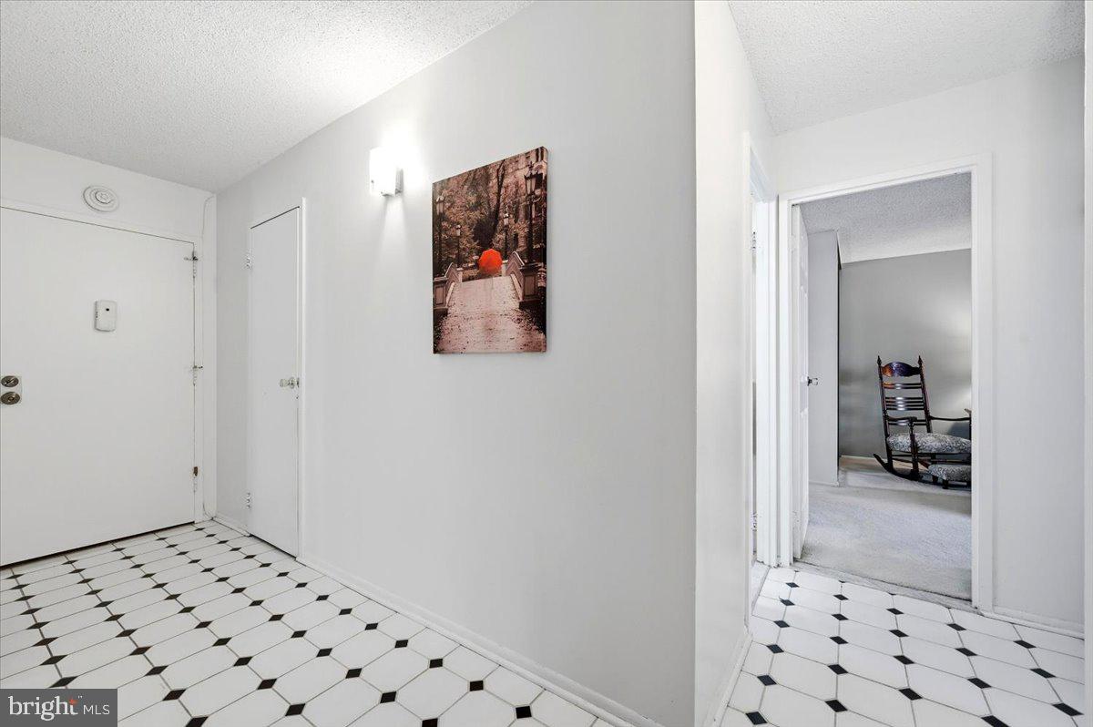 PLYMOUTH HILL - Residential