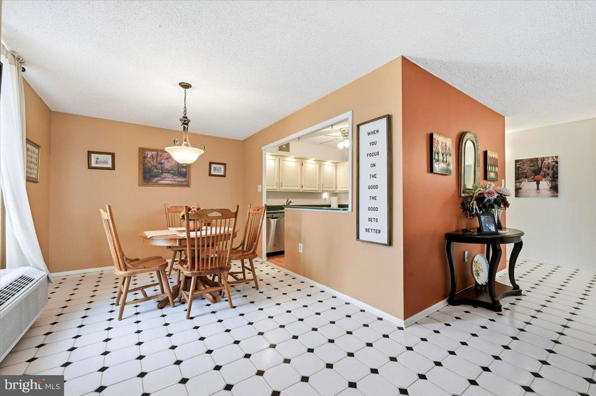 PLYMOUTH HILL - Residential