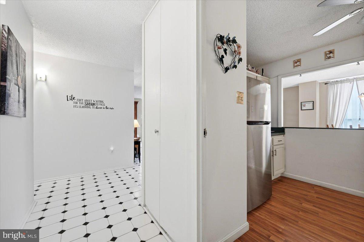 PLYMOUTH HILL - Residential