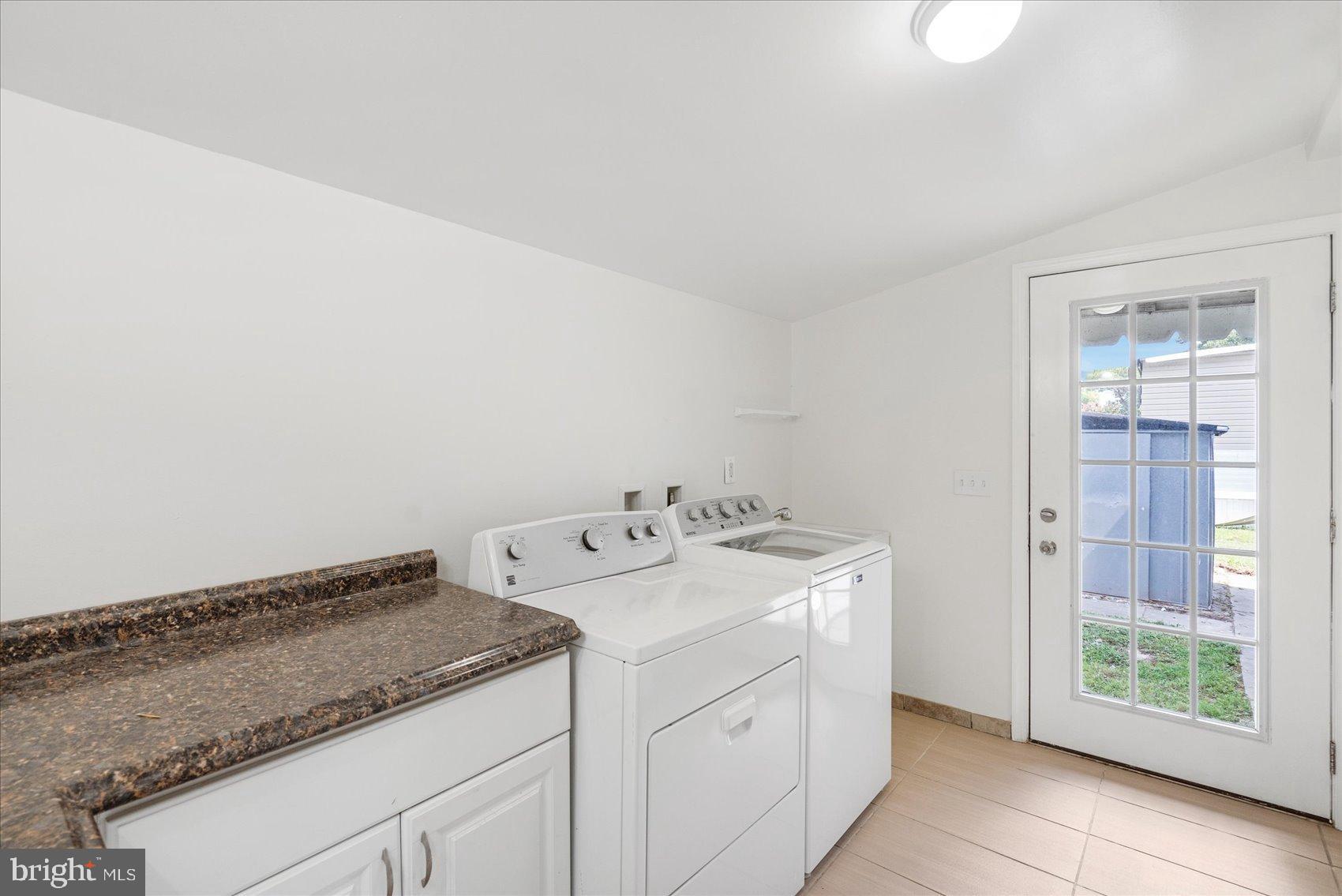 WILLIAMS ESTATES - Residential