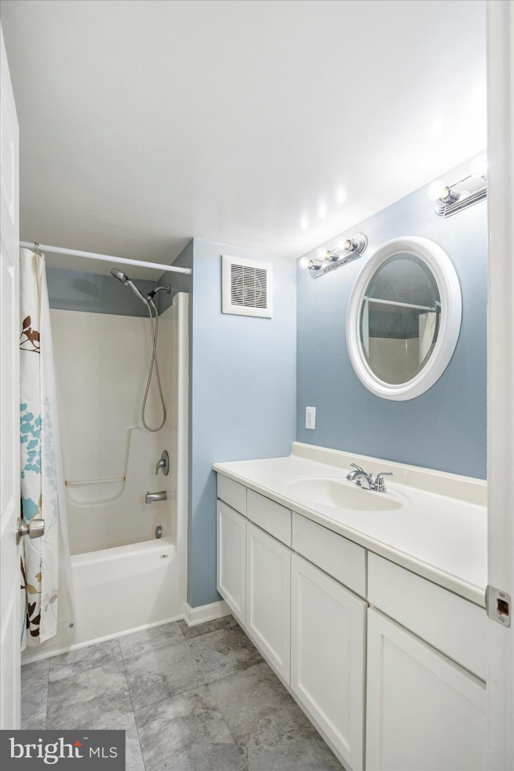 WILLIAMS ESTATES - Residential