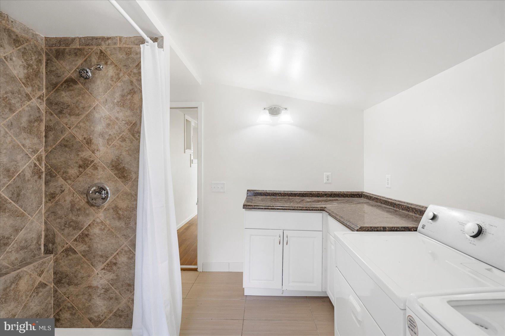 WILLIAMS ESTATES - Residential