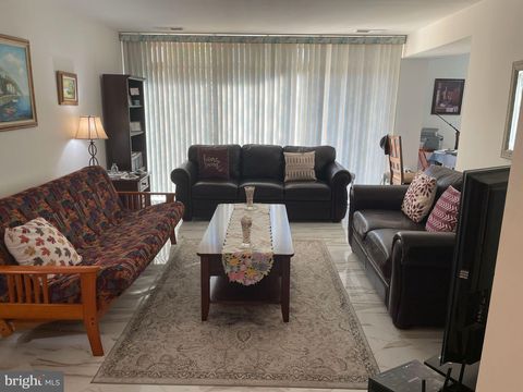 18701 WALKERS CHOICE RD #2 MONTGOMERY VILLAGE MD 20886