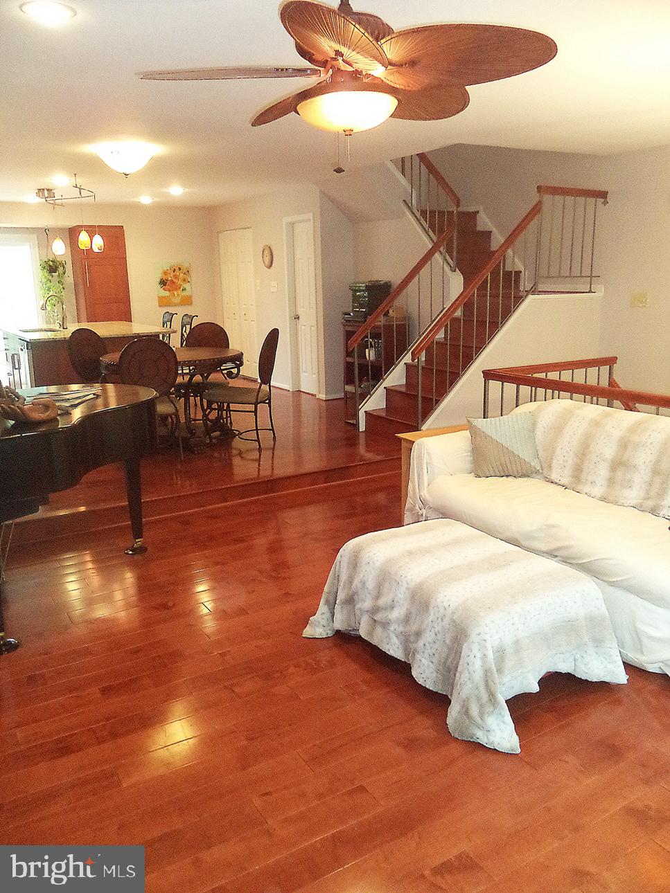 CHURCHILL TOWN SECTOR - Residential