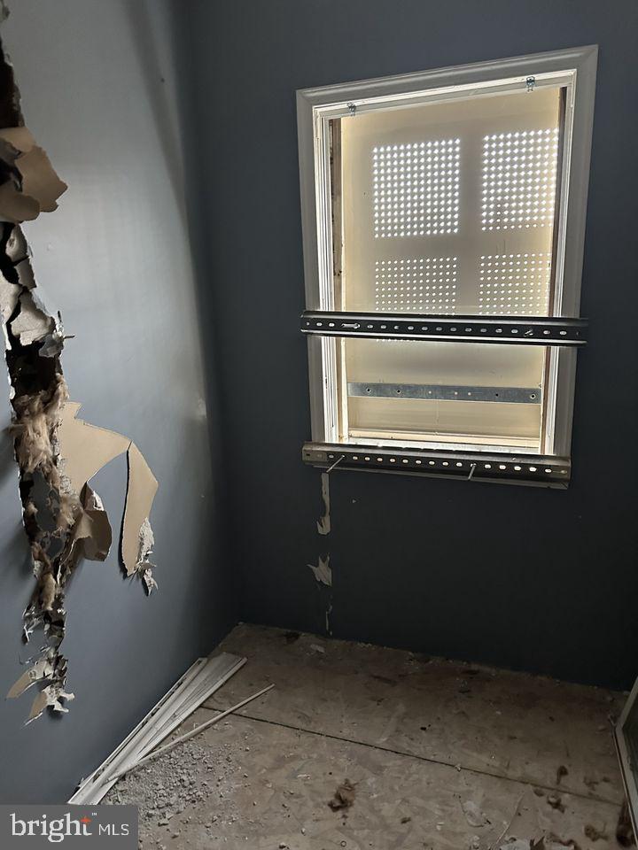 KENSINGTON - Residential