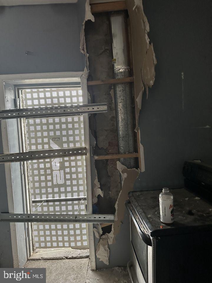 KENSINGTON - Residential