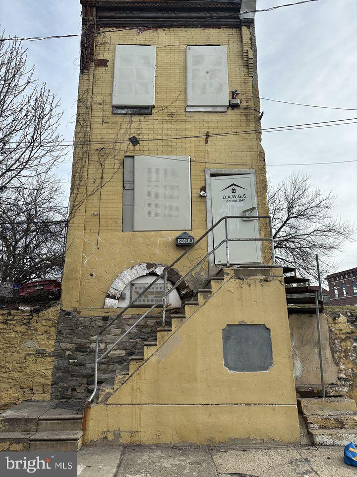 KENSINGTON - Residential