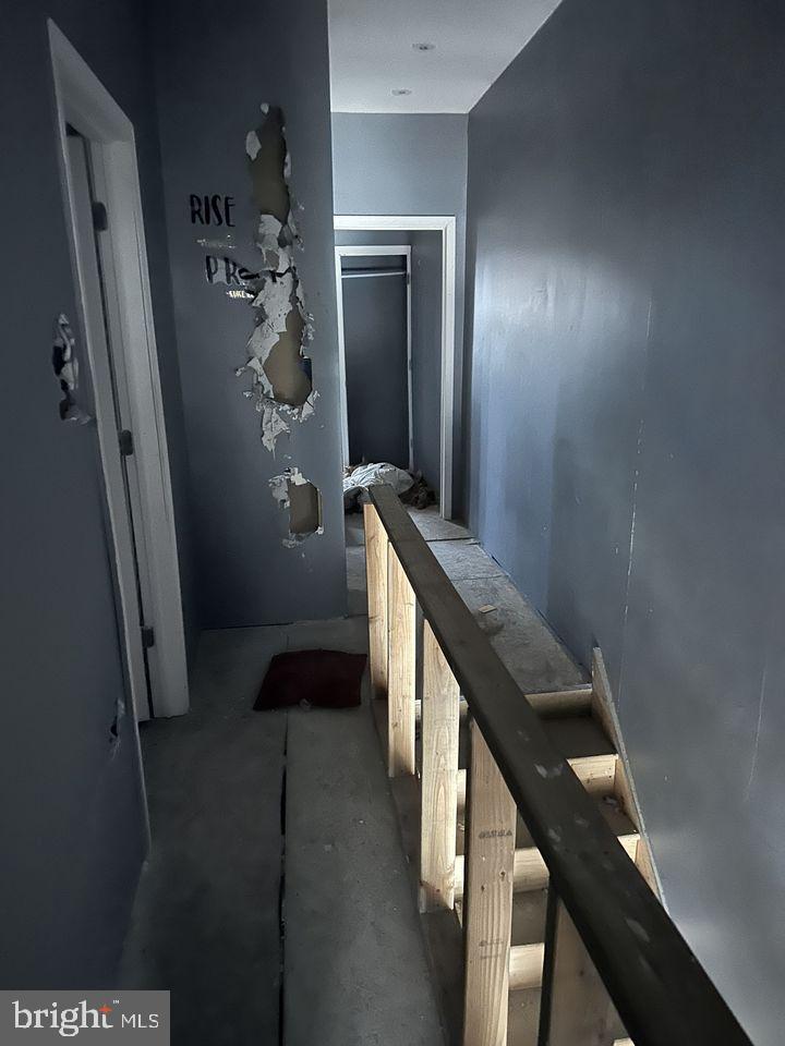 KENSINGTON - Residential