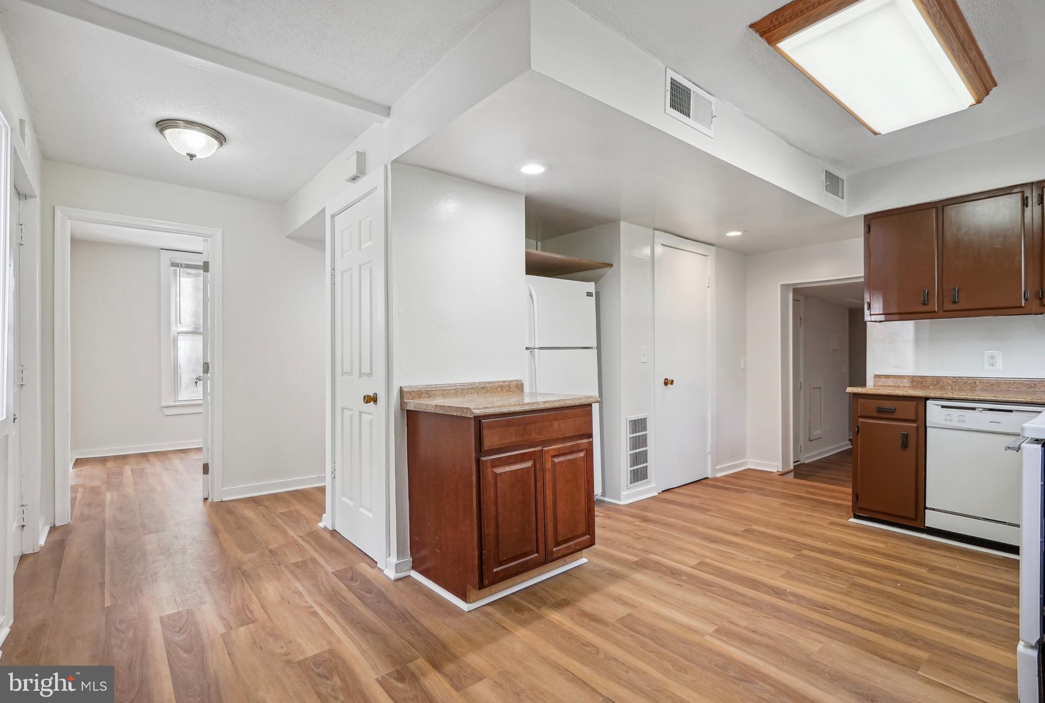 7405 COLUMBIA AVENUE 1