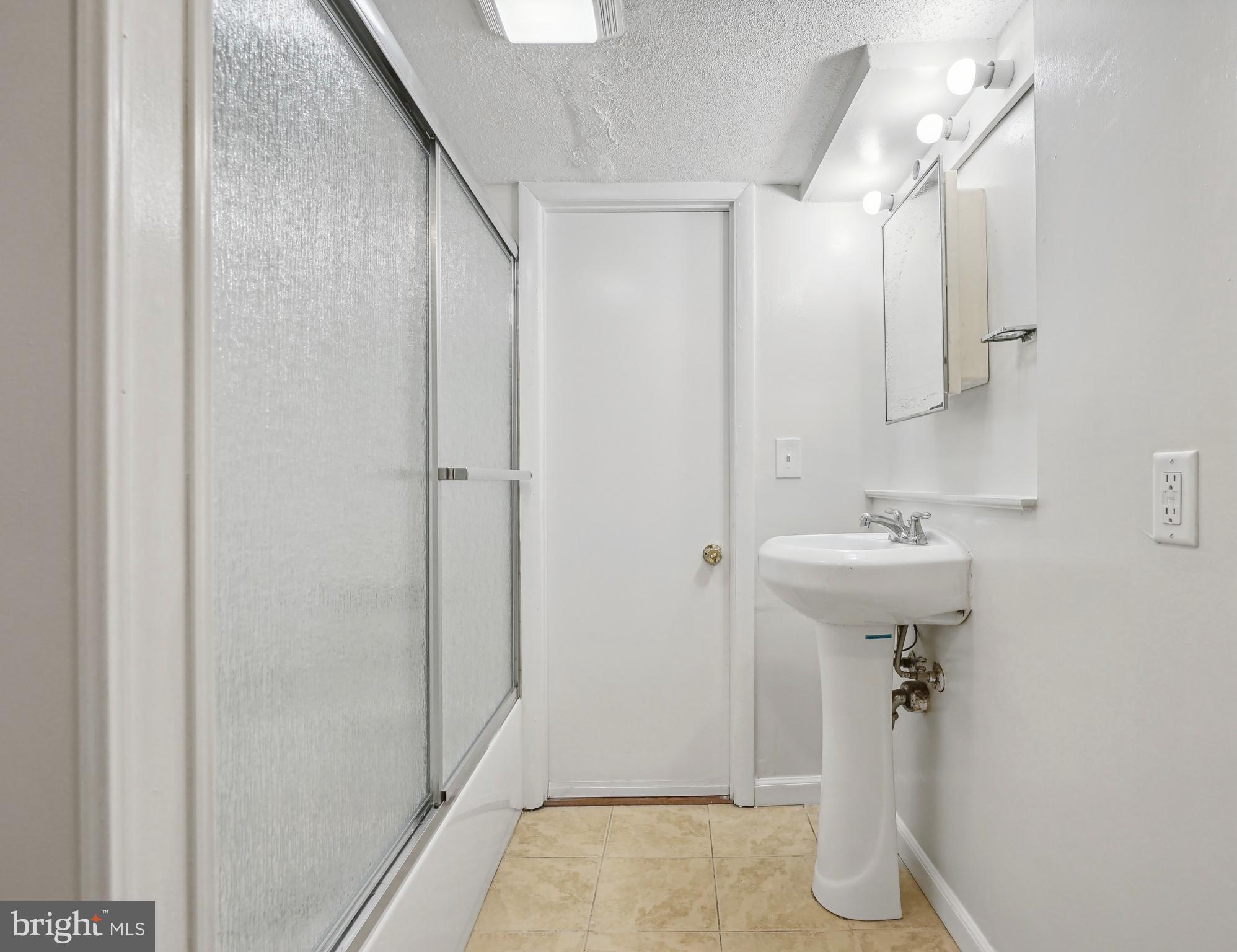 7405 COLUMBIA AVENUE 1