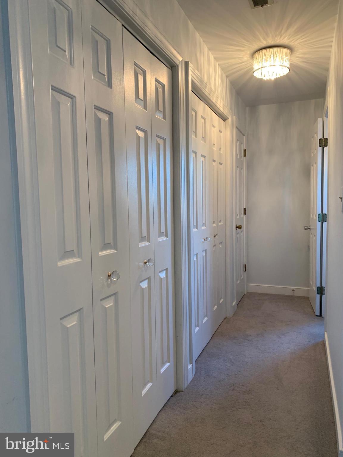 FEDERAL SQUARE - Residential Lease