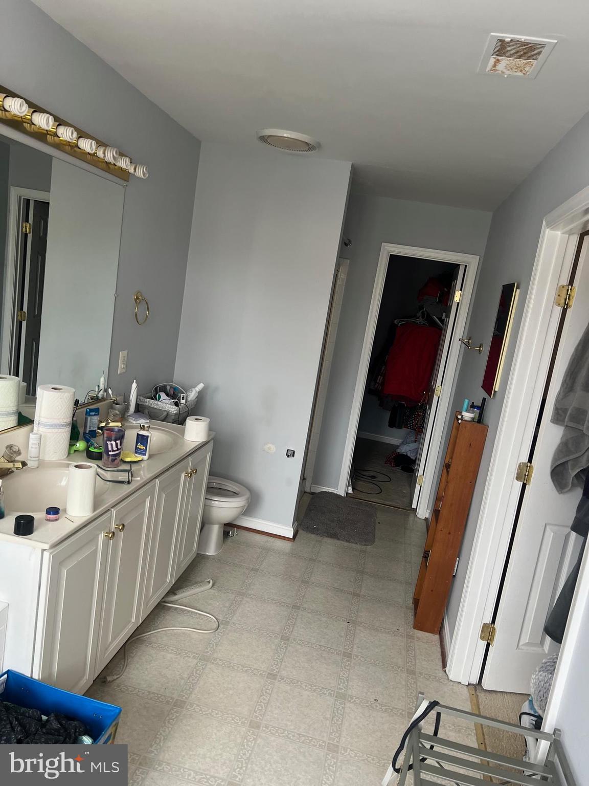 CROSSROADS VILLAGE - Residential Lease