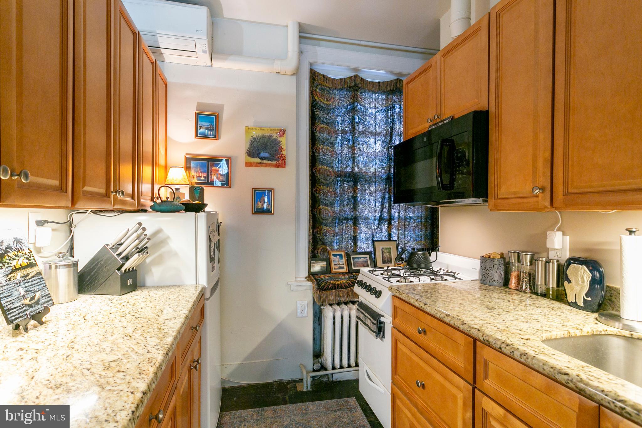 RITTENHOUSE SQUARE - Commercial Sale