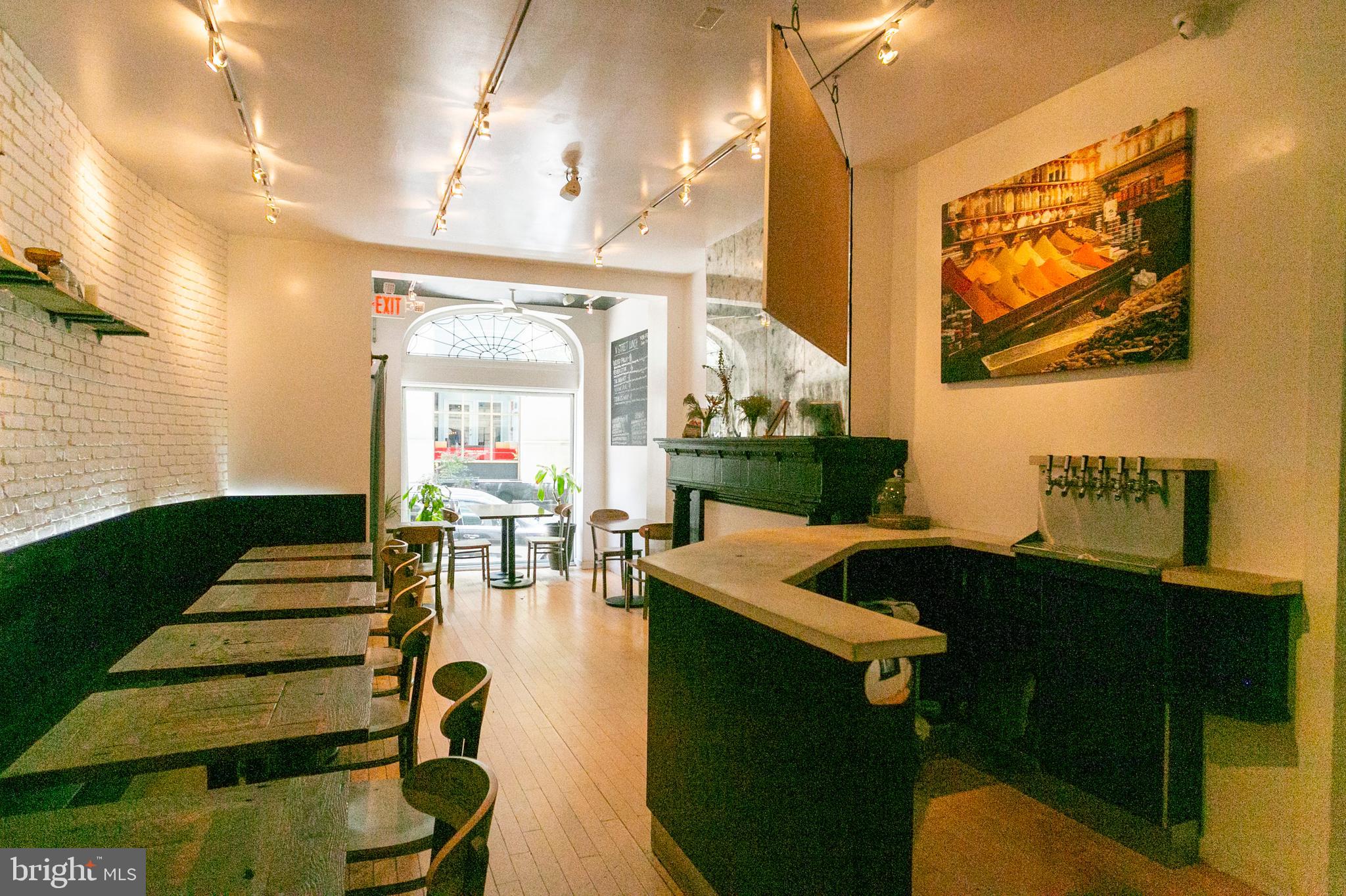 RITTENHOUSE SQUARE - Commercial Sale