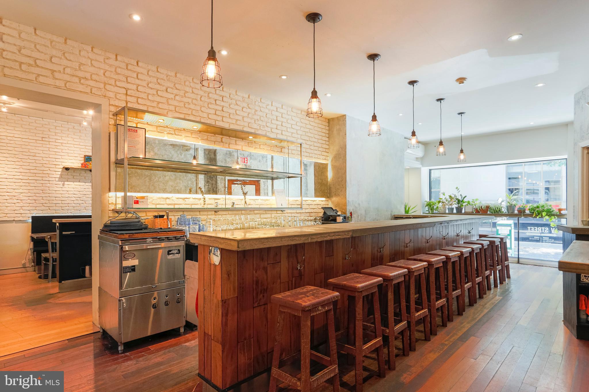 RITTENHOUSE SQUARE - Commercial Sale