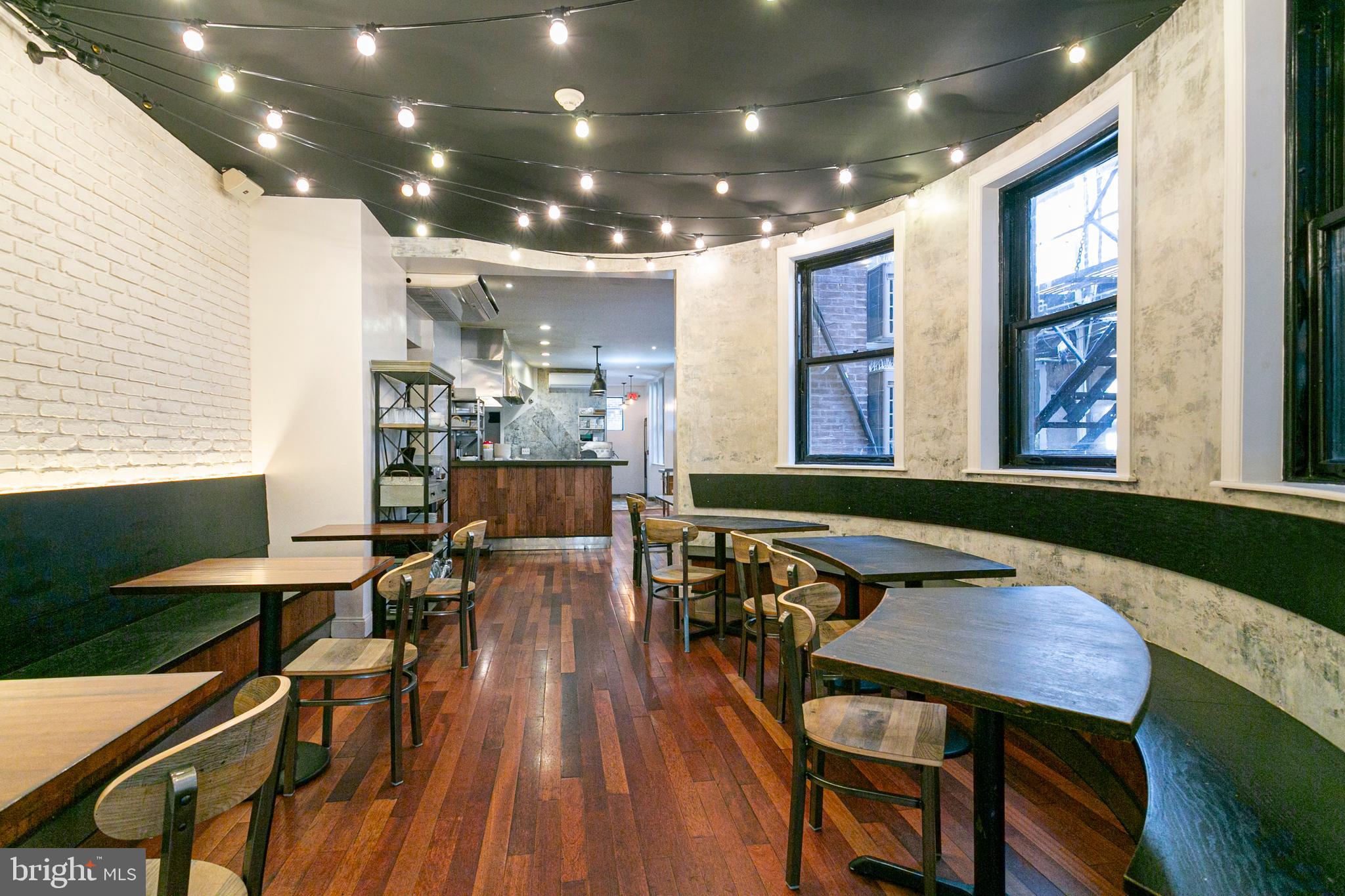 RITTENHOUSE SQUARE - Commercial Sale