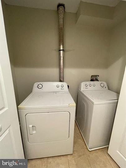 HAMPDEN HISTORIC DISTRICT - Residential Lease