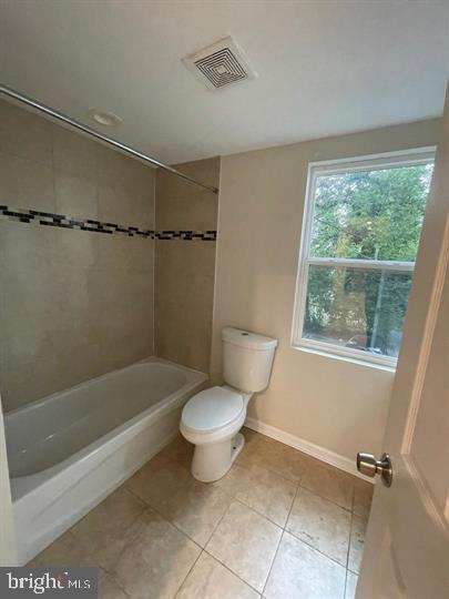 HAMPDEN HISTORIC DISTRICT - Residential Lease