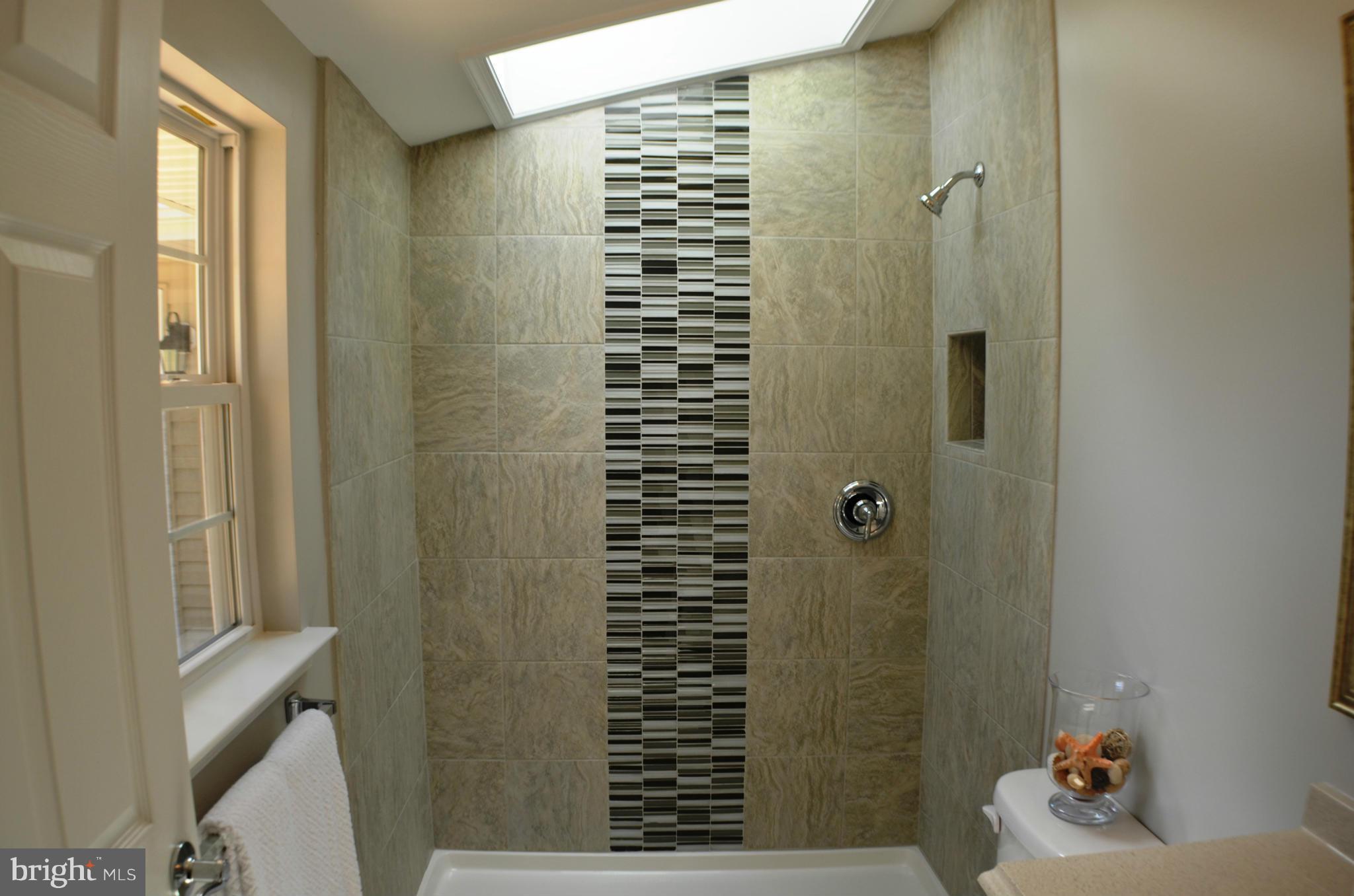 DRUM POINT - Residential