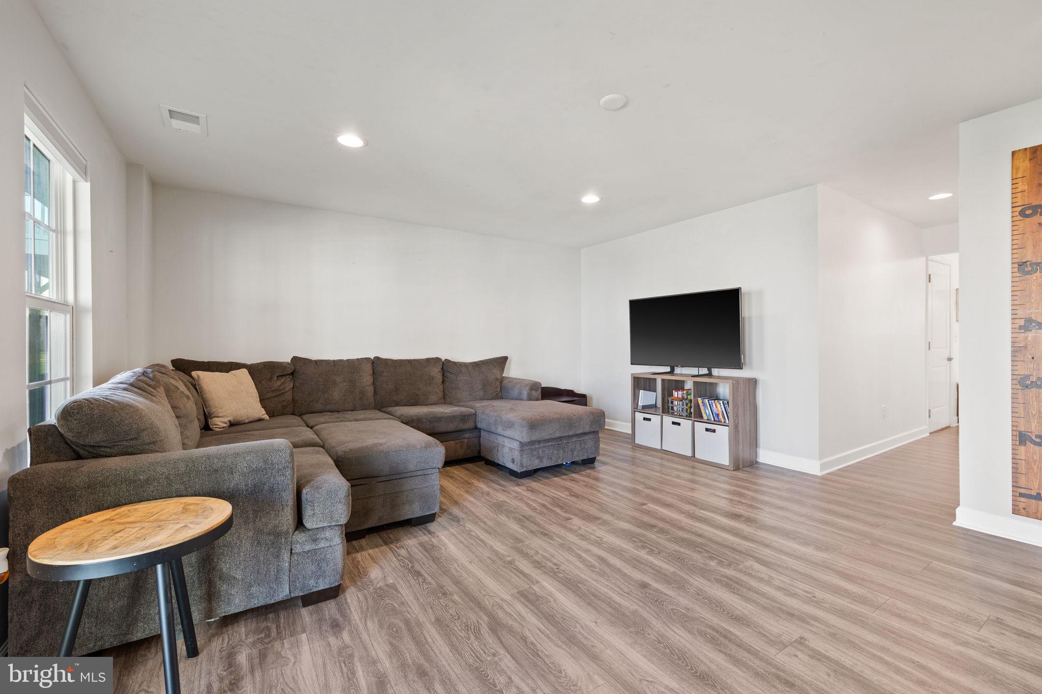 WAVERLY STATION - Residential