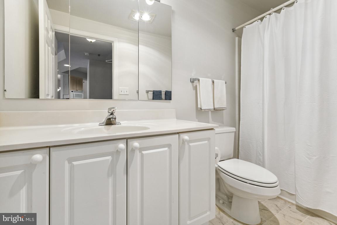 LEISURE WORLD - Residential