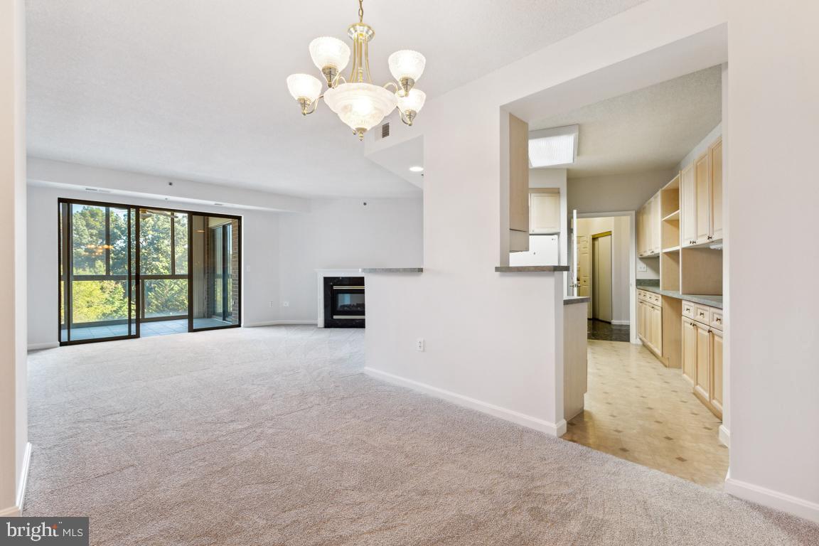 LEISURE WORLD - Residential