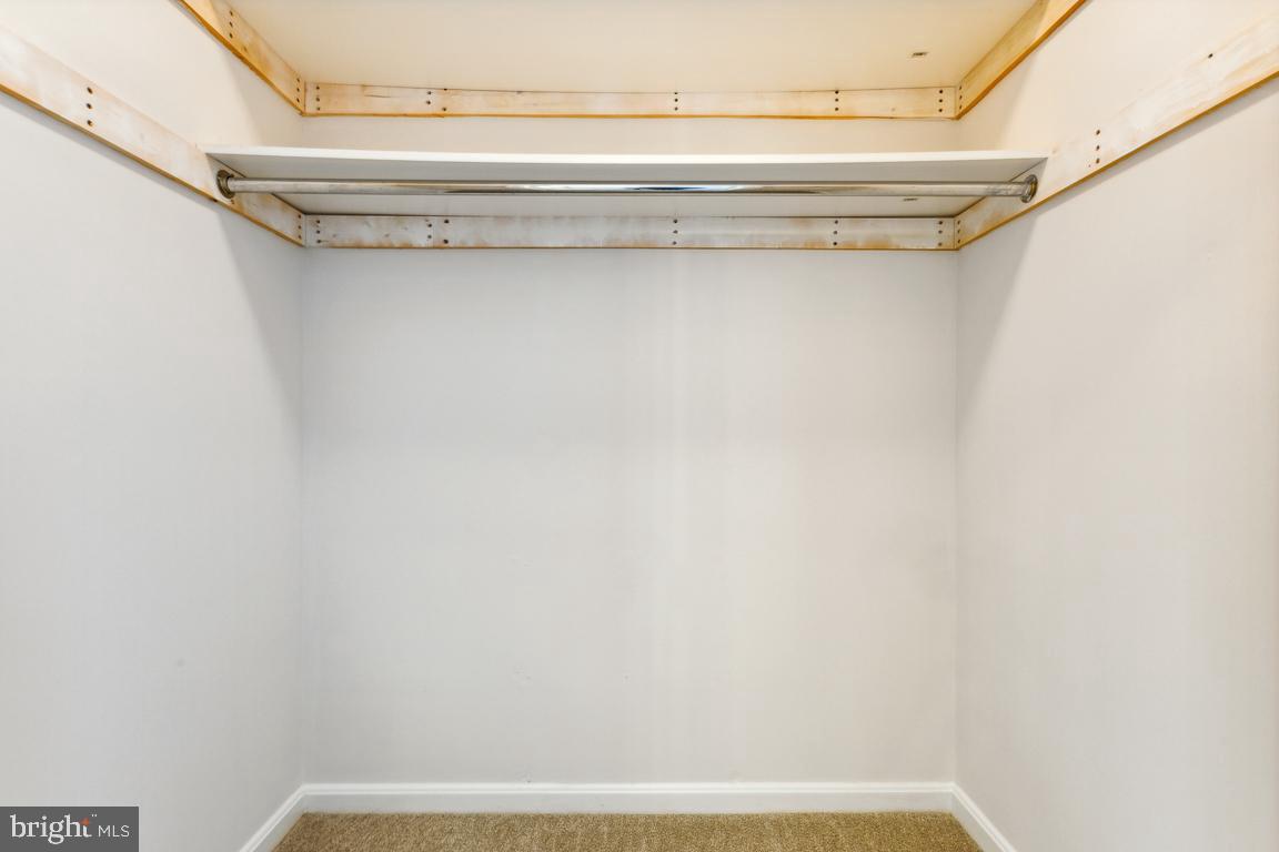 LEISURE WORLD - Residential