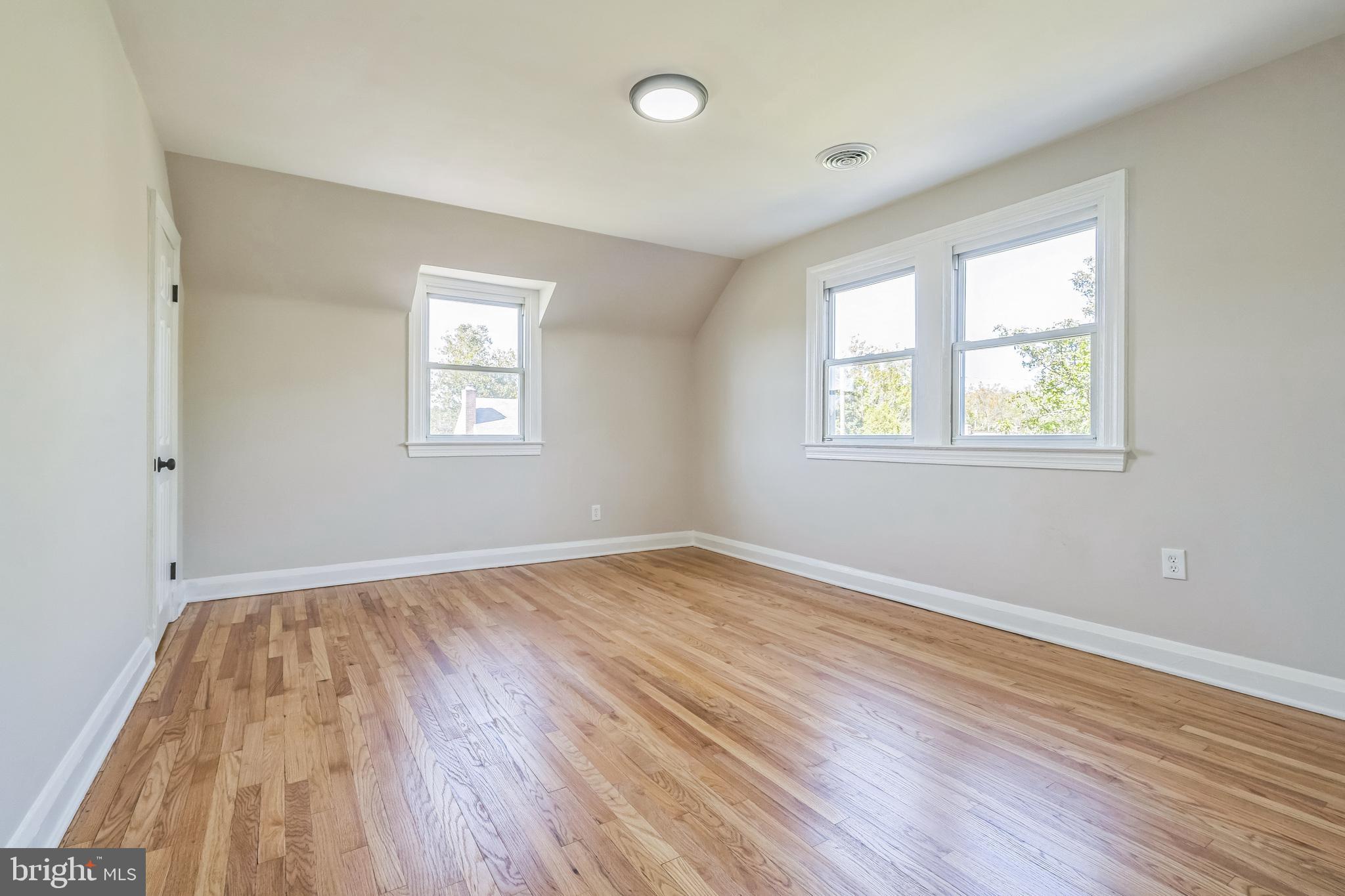 MILFORD - Residential