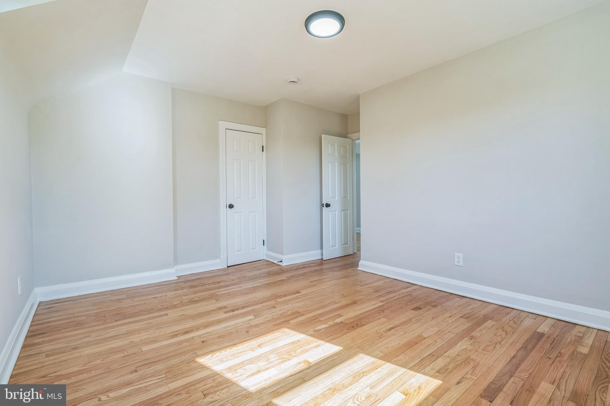 MILFORD - Residential