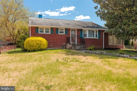 7425 Northrop Road, Alexandria, VA MLS: VAFX2232686