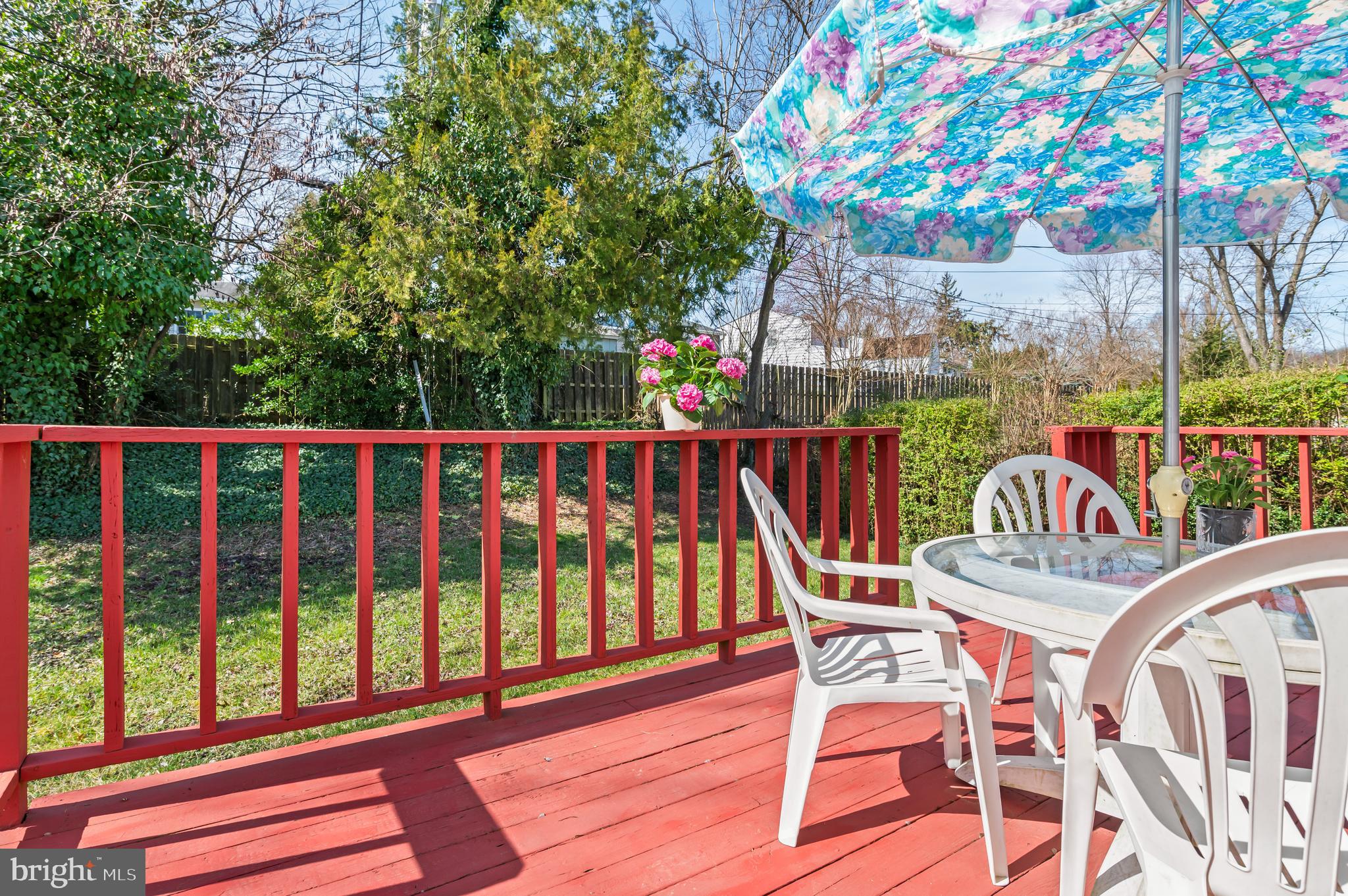 YORK MANOR - Residential