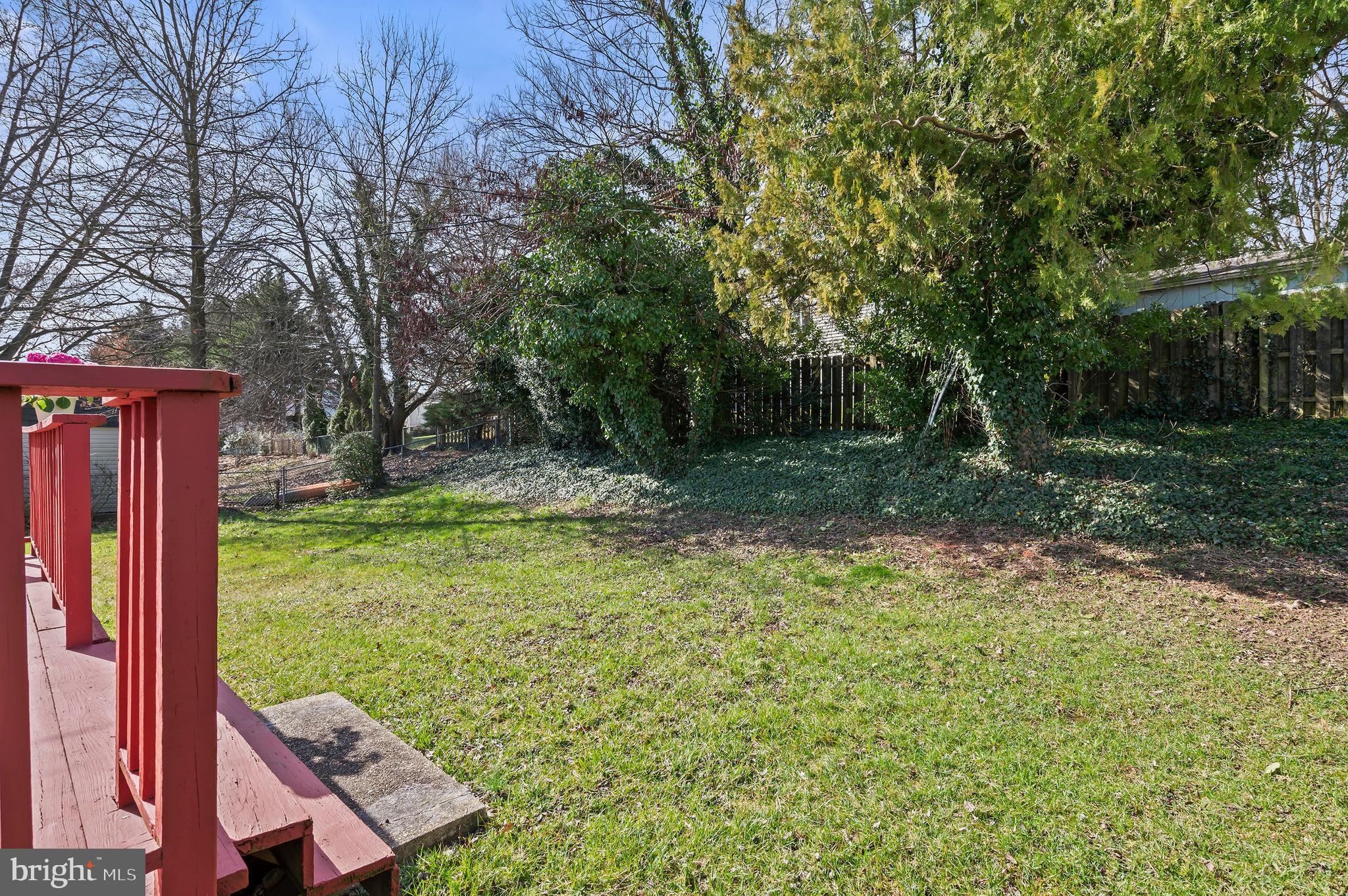 YORK MANOR - Residential