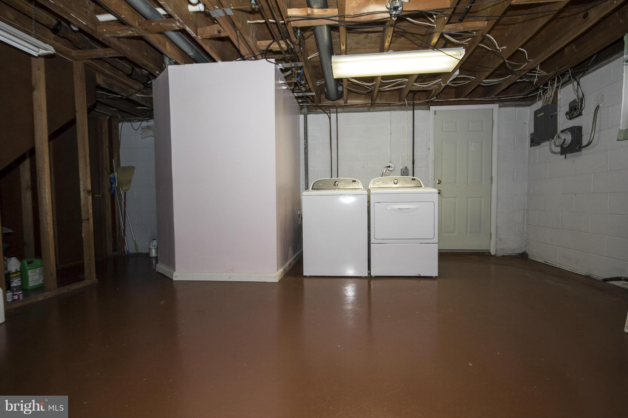 KIMBERLY FARMS - Residential