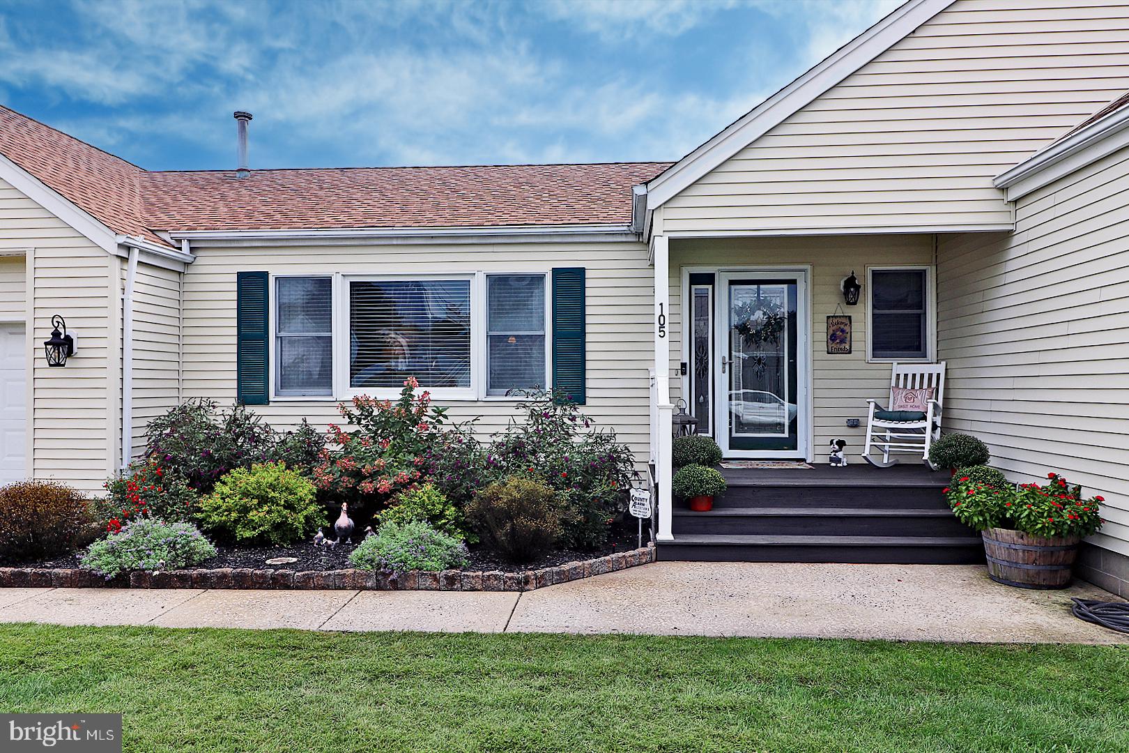 105 GREENWOOD LANE