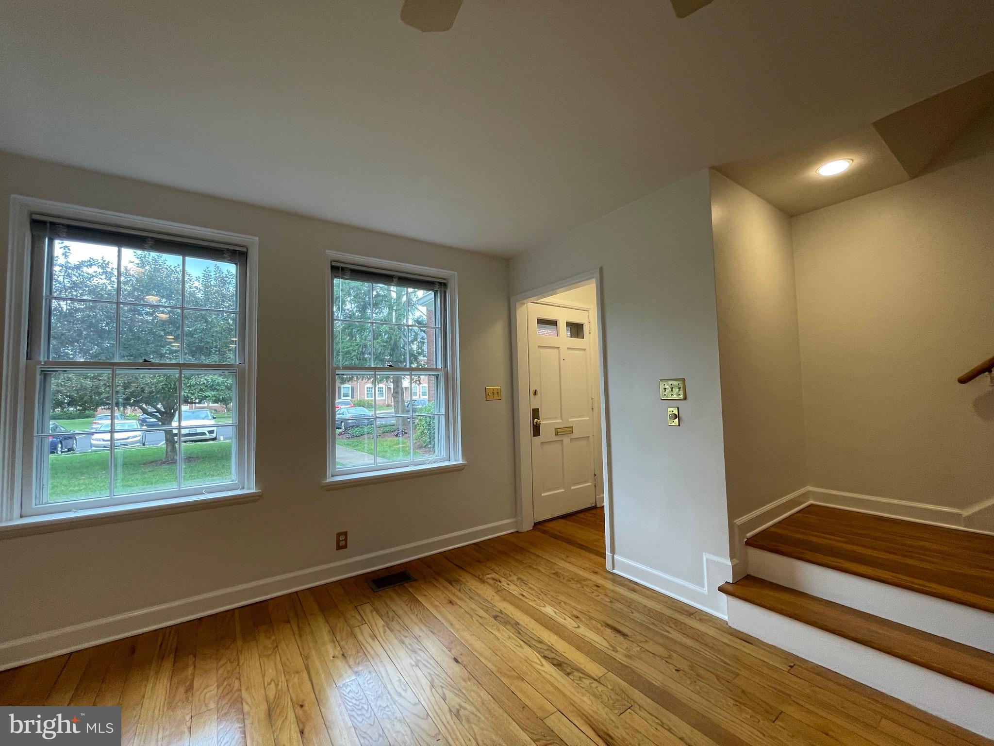 FAIRLINGTON MEADOWS - Residential Lease