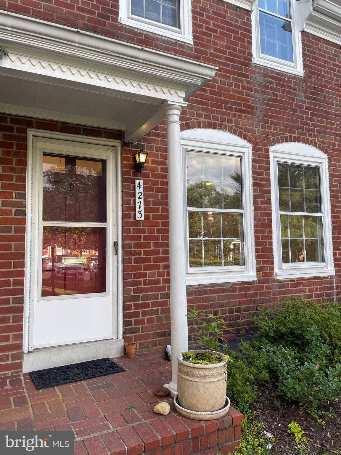 FAIRLINGTON MEADOWS - Residential Lease