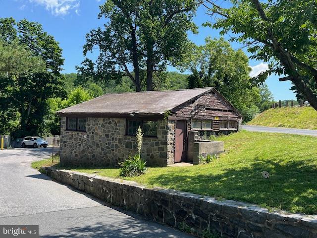68 ROCKFORD ROAD