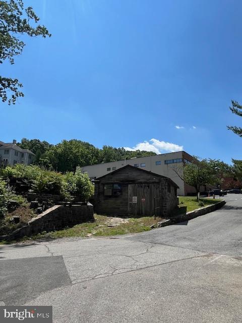 68 ROCKFORD ROAD
