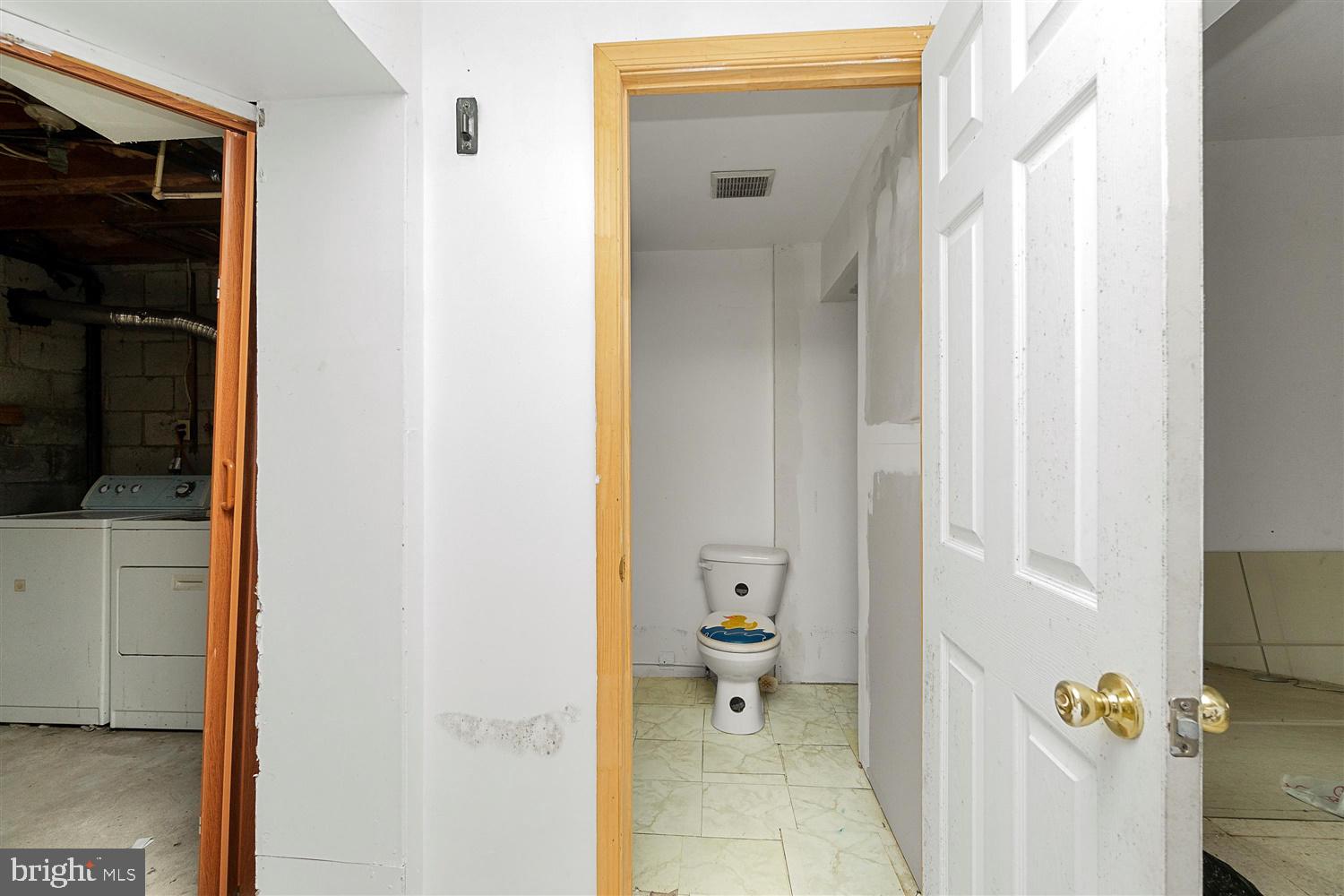 SHETLAND SQUARE - Residential